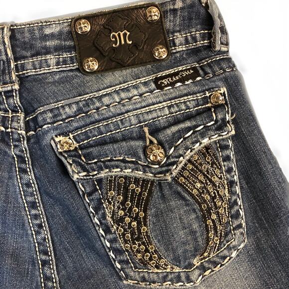 Straight Leg Denim Womens 32X32 Miss Me Embroidered Angel Wings Jeans Low Rise - Picture 1 of 12